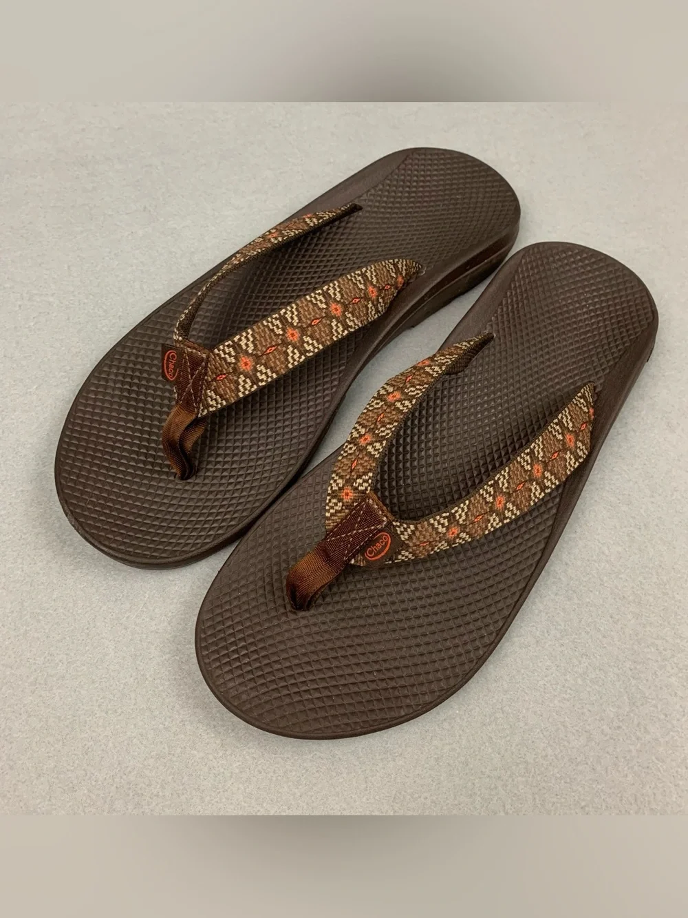 Chaco Mens 11 Brown Orange Summer Beach Thong Sandal Comfort Slip On Flip Flops